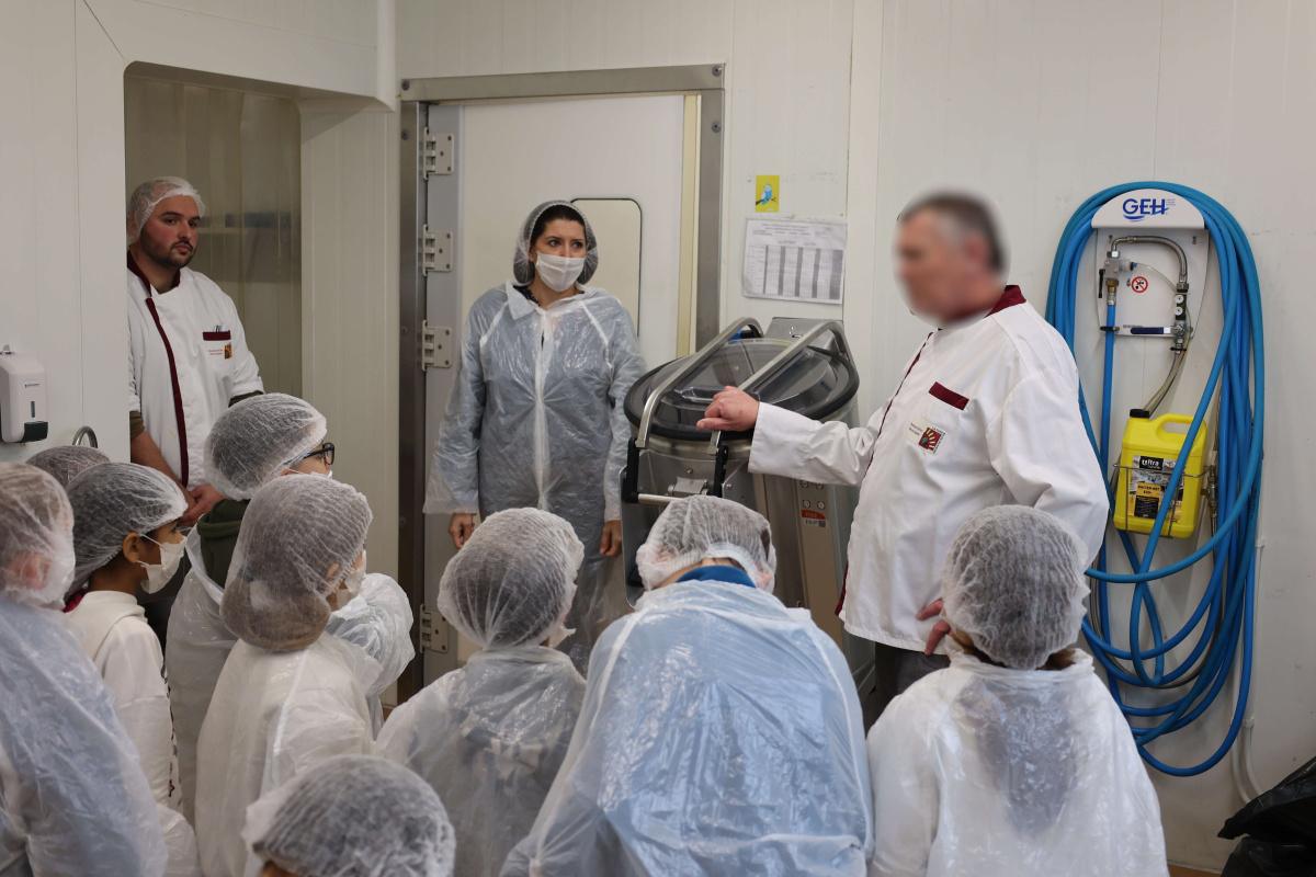 Plongée dans les coulisses de la cuisine centrale