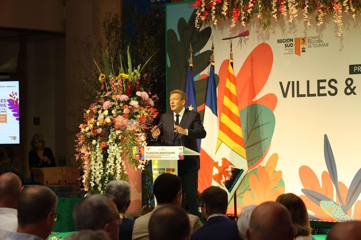 Villes et villages fleuris : une deuxième fleur qui récompense l’engagement des agents municipaux
