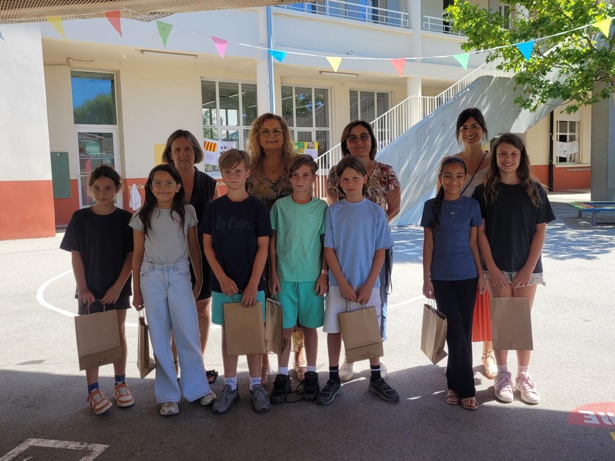 Cérémonie de remise de livres - Cap sur le collège pour les CM2 !