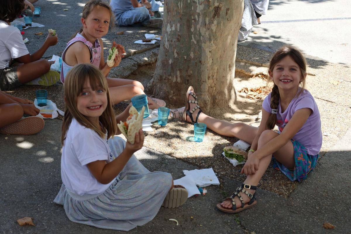 Un repas festif pour nos écoliers