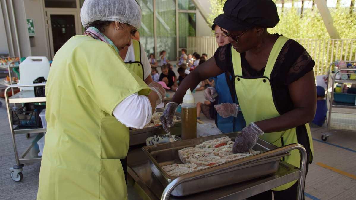 Un repas festif pour nos écoliers