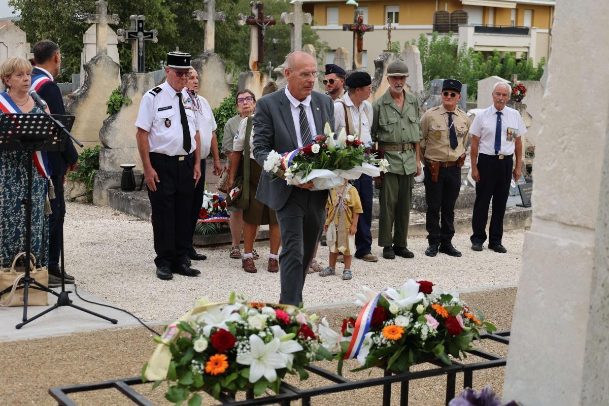 Retour en images sur la cérémonie en hommage au résistant farenc Charles Galland