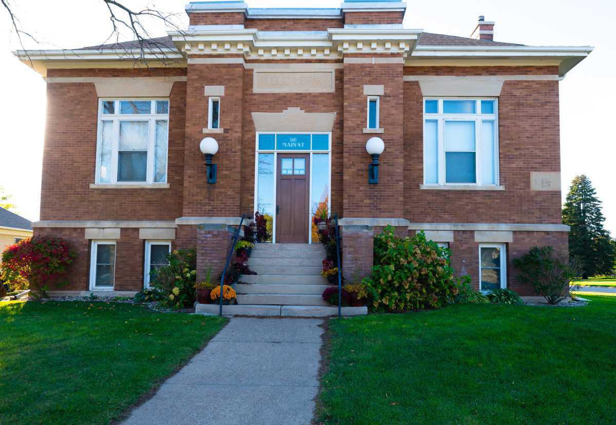 Carnegie Library (private residence)