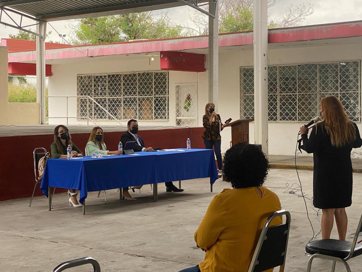 Reunión con Directores de Escuelas