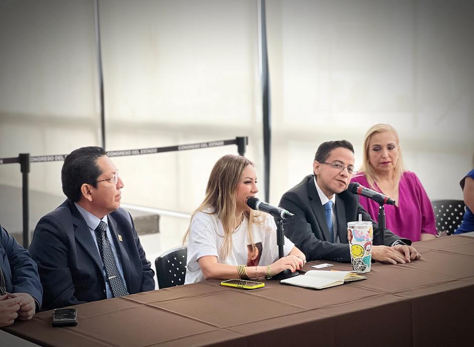 Reunion con los directivos de la Federación de Colegios Profesionales del Estado de Nuevo León