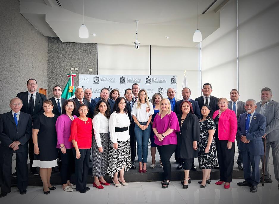 Reunion con los directivos de la Federación de Colegios Profesionales del Estado de Nuevo León