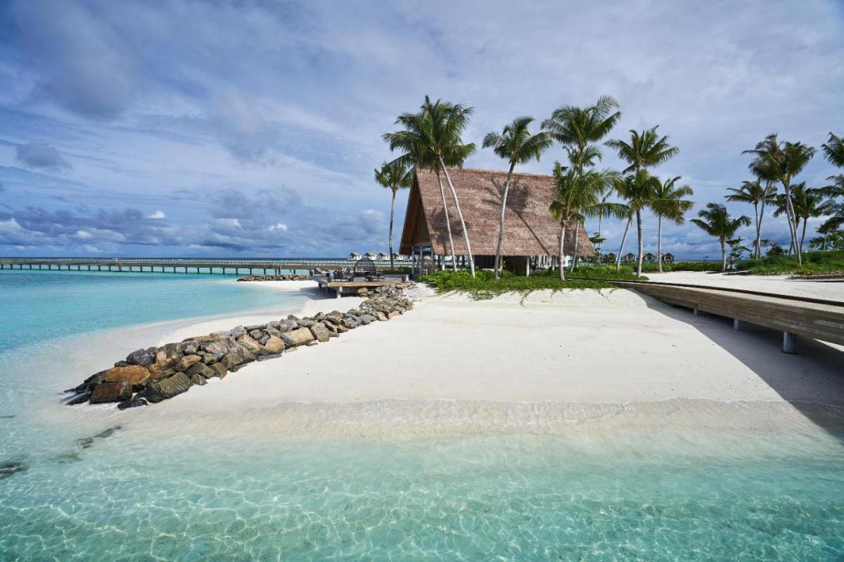 Hard Rock Hotel Maldives ★★★★★