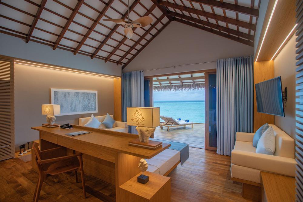 Cinnamon Velifushi Maldives ★★★★★