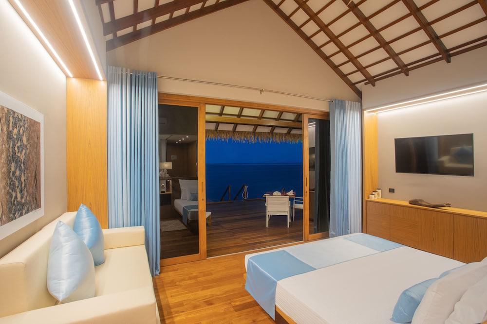 Cinnamon Velifushi Maldives ★★★★★