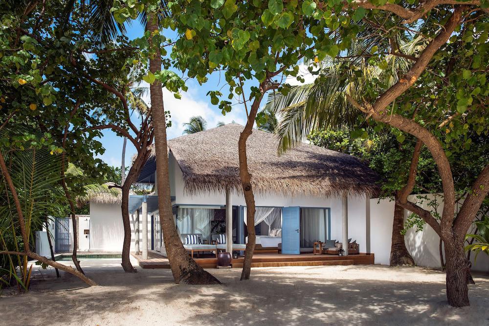 Raffles Maldives Meradhoo Resort ★★★★★