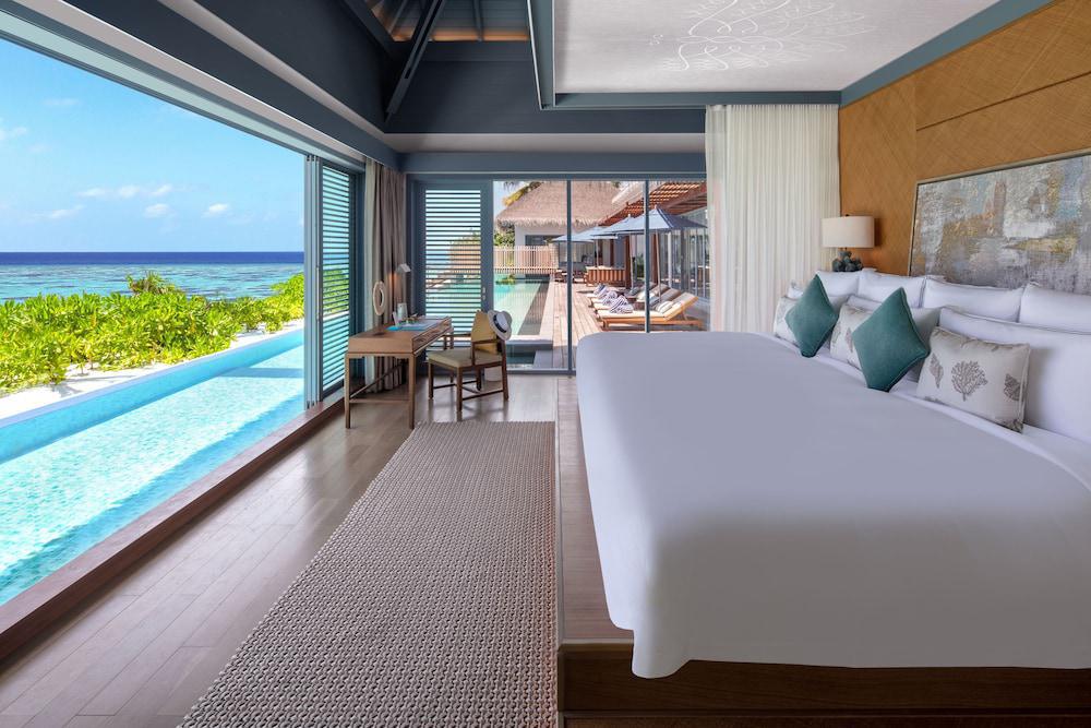 Raffles Maldives Meradhoo Resort ★★★★★