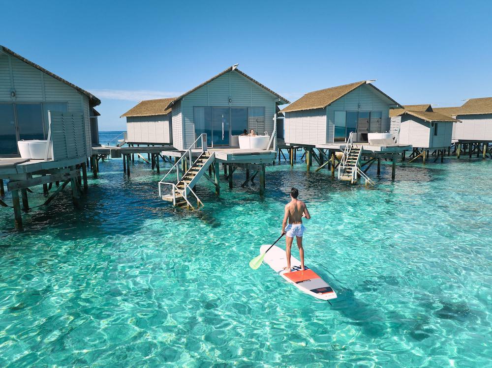 Centara Ras Fushi Resort & Spa Maldives ★★★★★