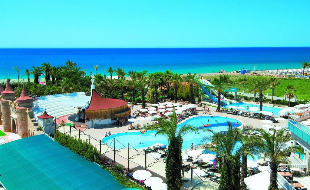 Aydinbey Famous Resort All Inclusive ★★★★★