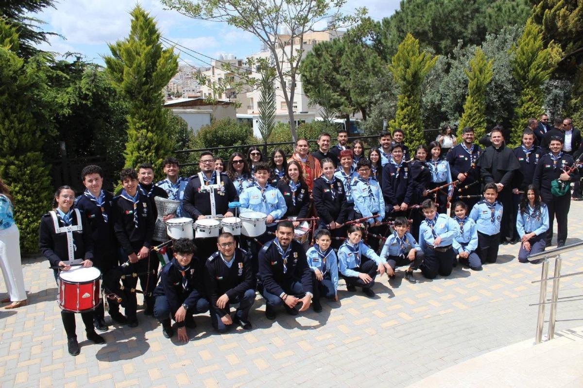 كشافة ومرشدات دير اللاتين / الجبيهة كشافة ومرشدات دير اللاتين / الجبيهة