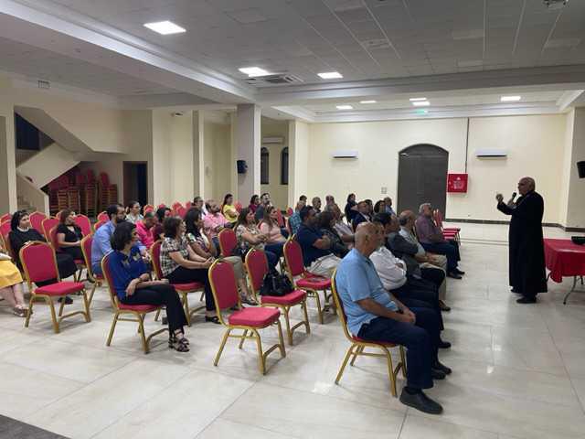 لقاءات التنشئة للبالغين