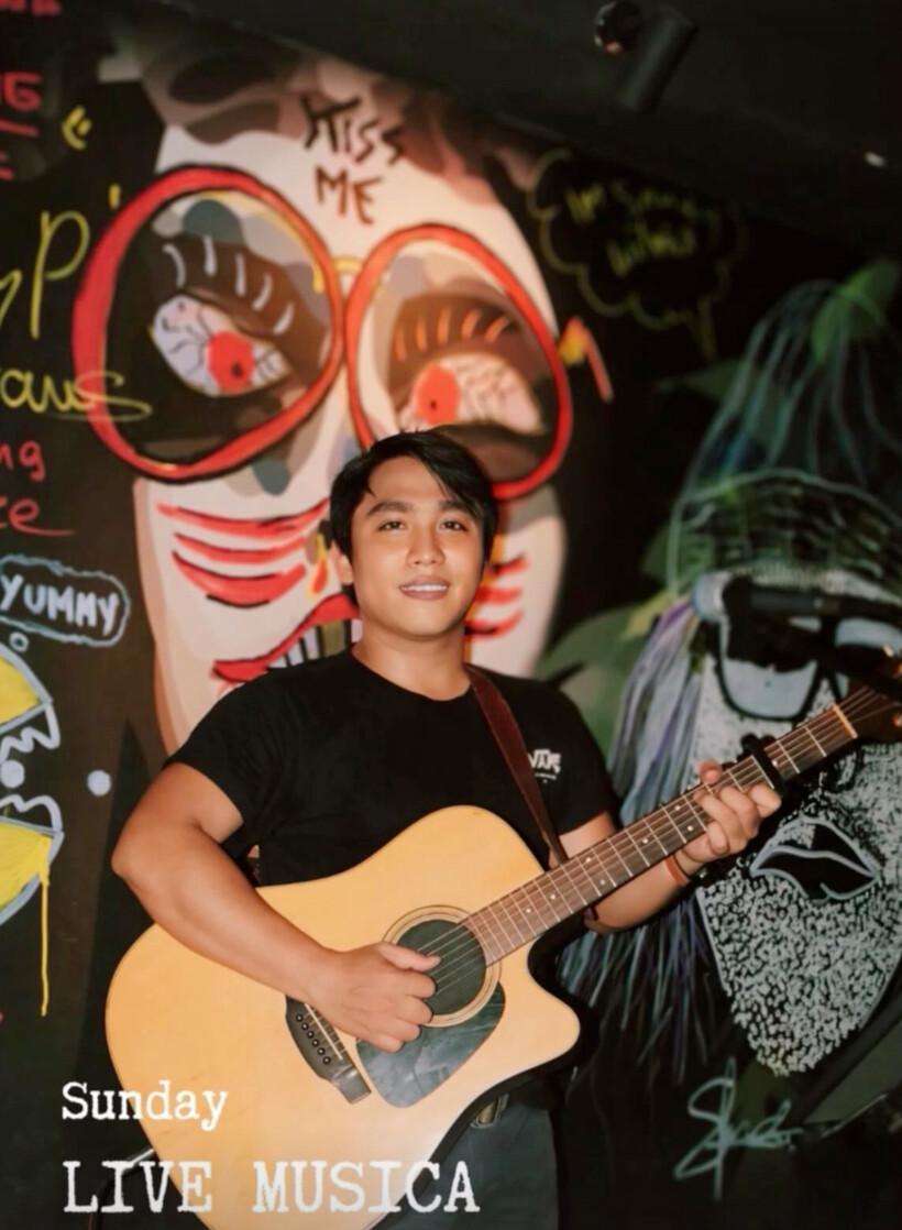 Sunday at Calle Ocho