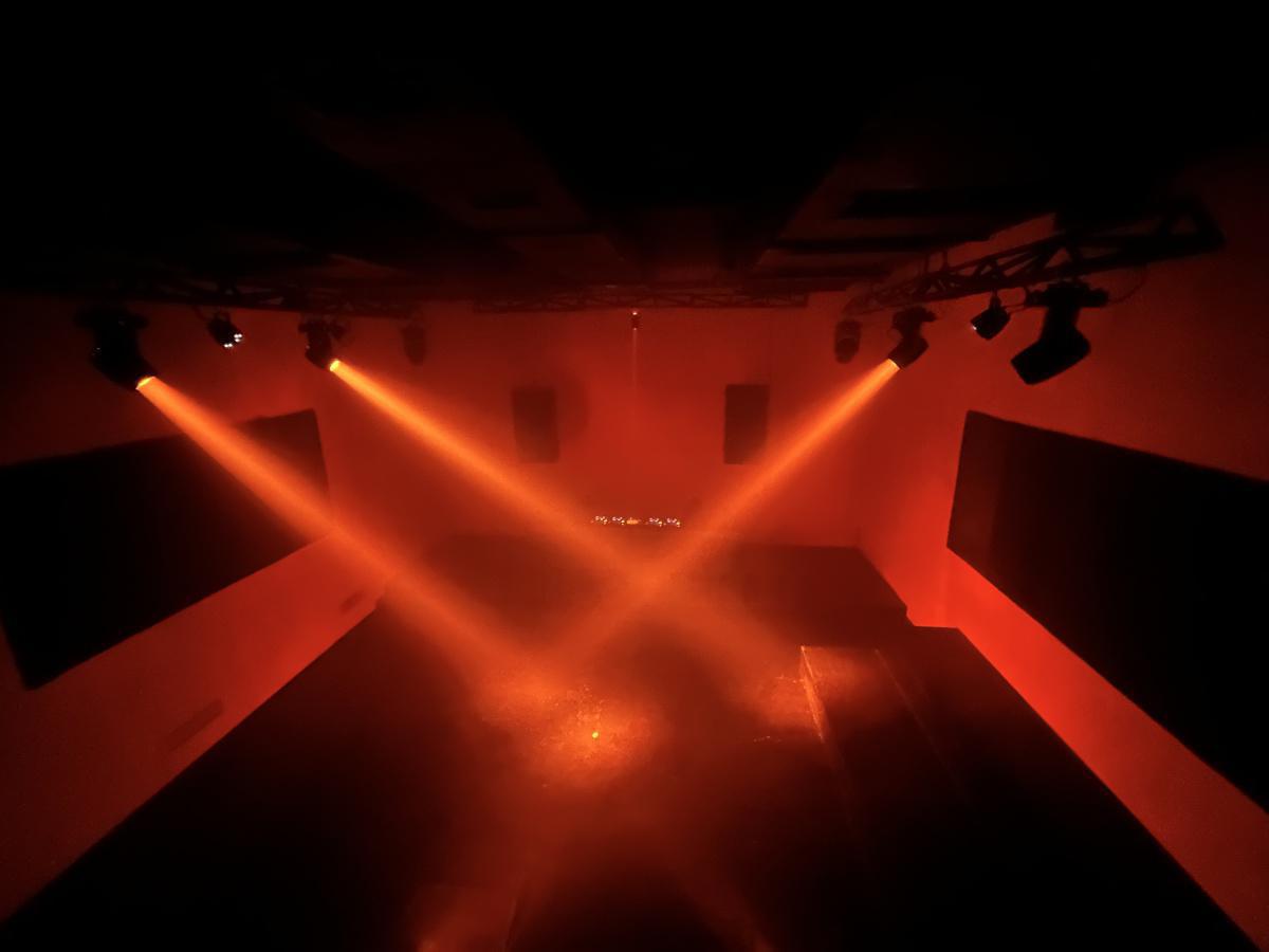Walls Night Club  Walls Night Club