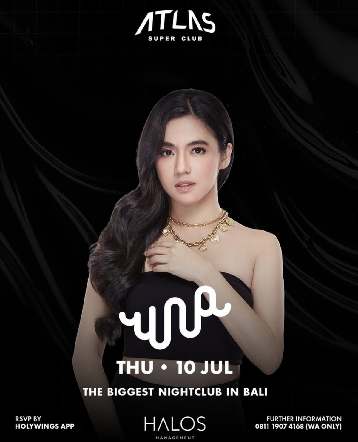 Putriuna at Atlas Super Club