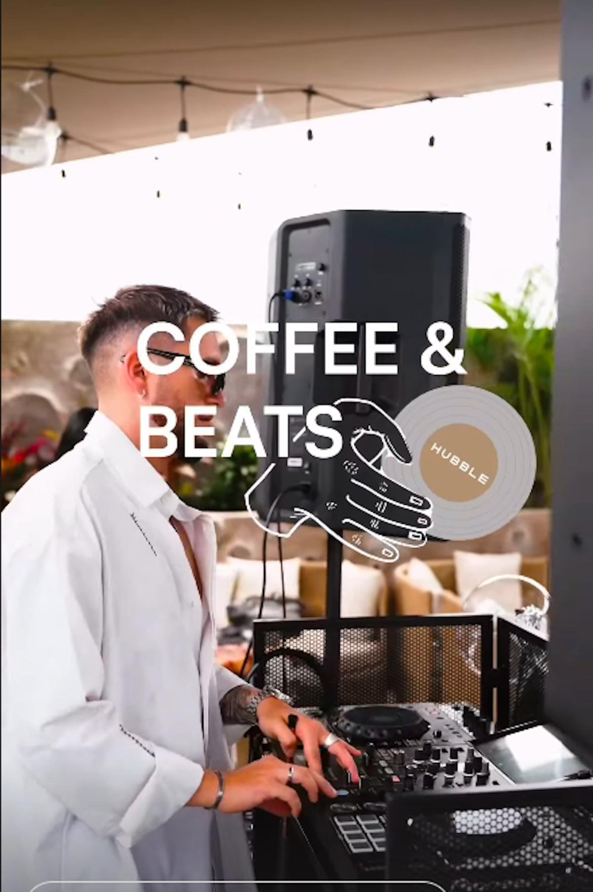 Coffe & Beat at Hubble