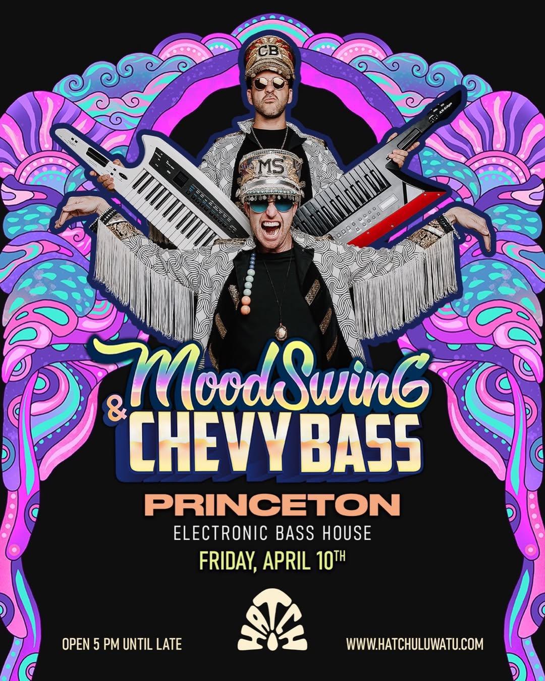 MOODSWING & CHEVY BASS at Hatch Uluwatu