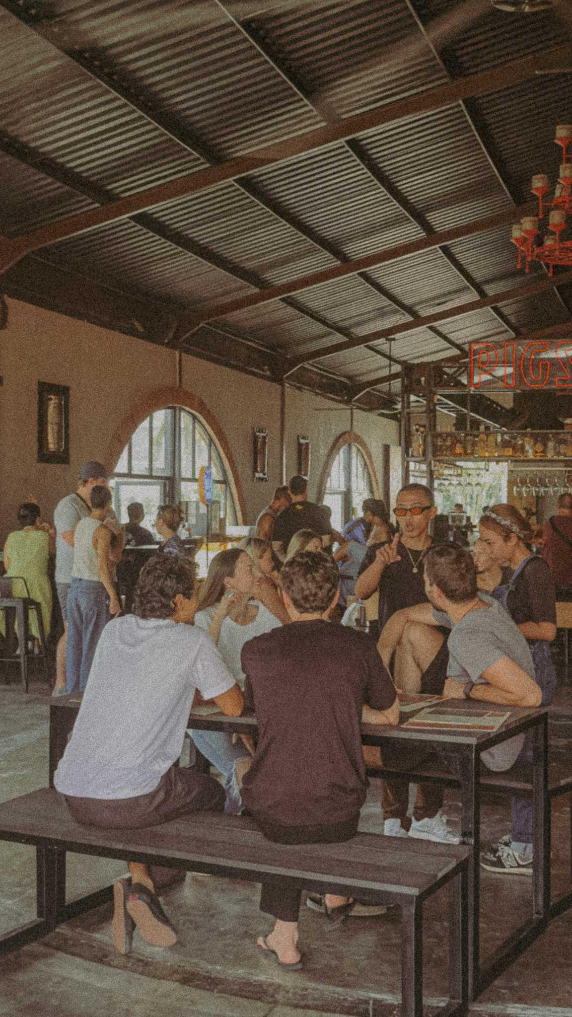 Pigstone Sunday Market at Pigstone Taphouse