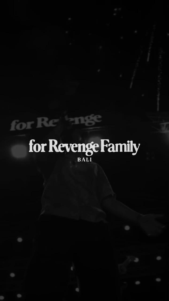 Titik Sadrah — Konser Tunggal 20th for Revenge at Konser Bali Titik Sadrah — Konser Tunggal 20th for Revenge at Konser Bali