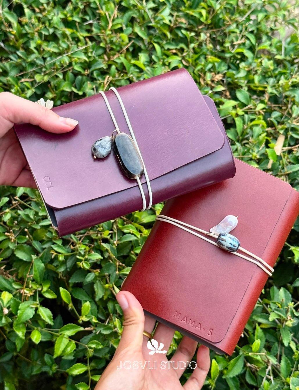 Leather Journal Cover Workshop with @josvlistudio at Mana Uluwatu Leather Journal Cover Workshop with @josvlistudio at Mana Uluwatu