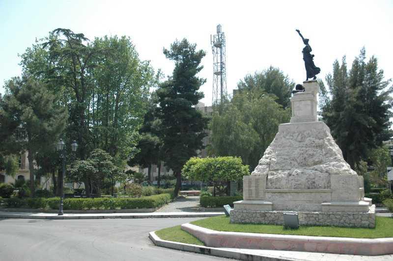 Monumento ai Caduti - Monument to the Fallen Monumento ai Caduti - Monument to the Fallen
