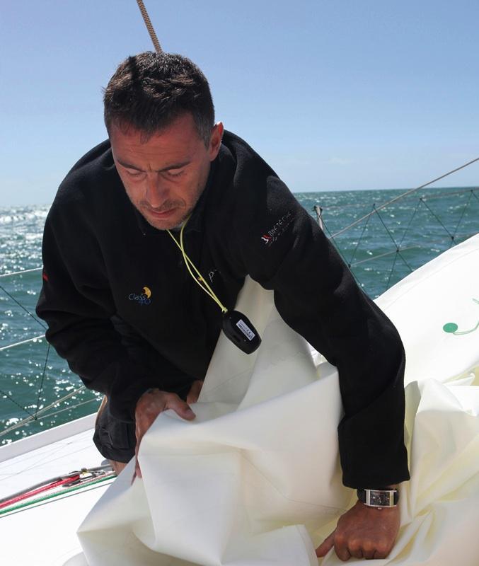 Route du Rhum : Jean Edouard percute une baleine