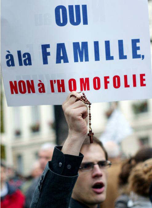 Pour imposer à tous leur conception de la famille, les "antis" ne font pas dans la dentelle !