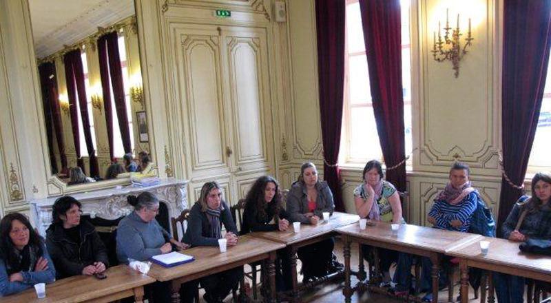 Rencontre avec les mamans en mairie