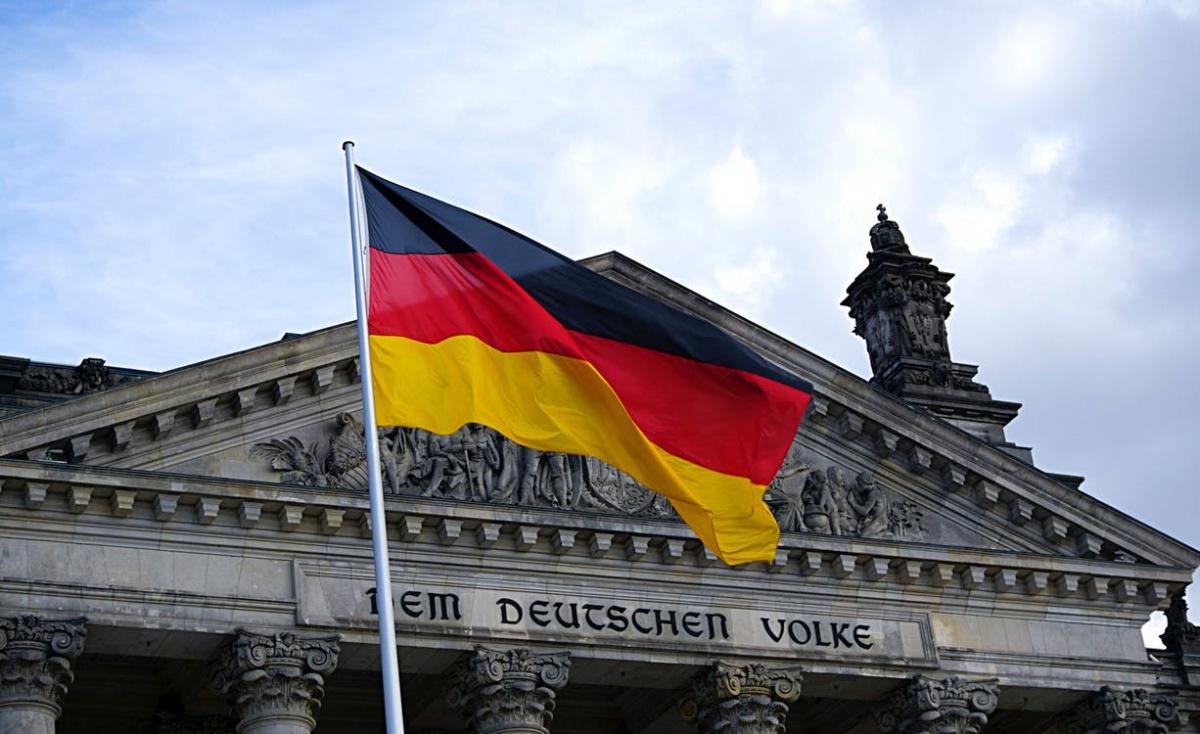 Germany's trade surplus up to €3.7B in September