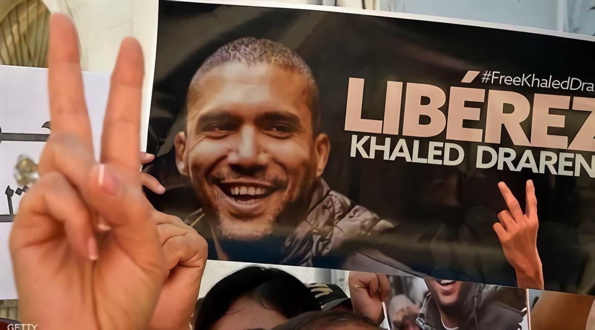 النيابة الجزائرية تطالب بتشديد العقوبة على الصحافي خالد درارني