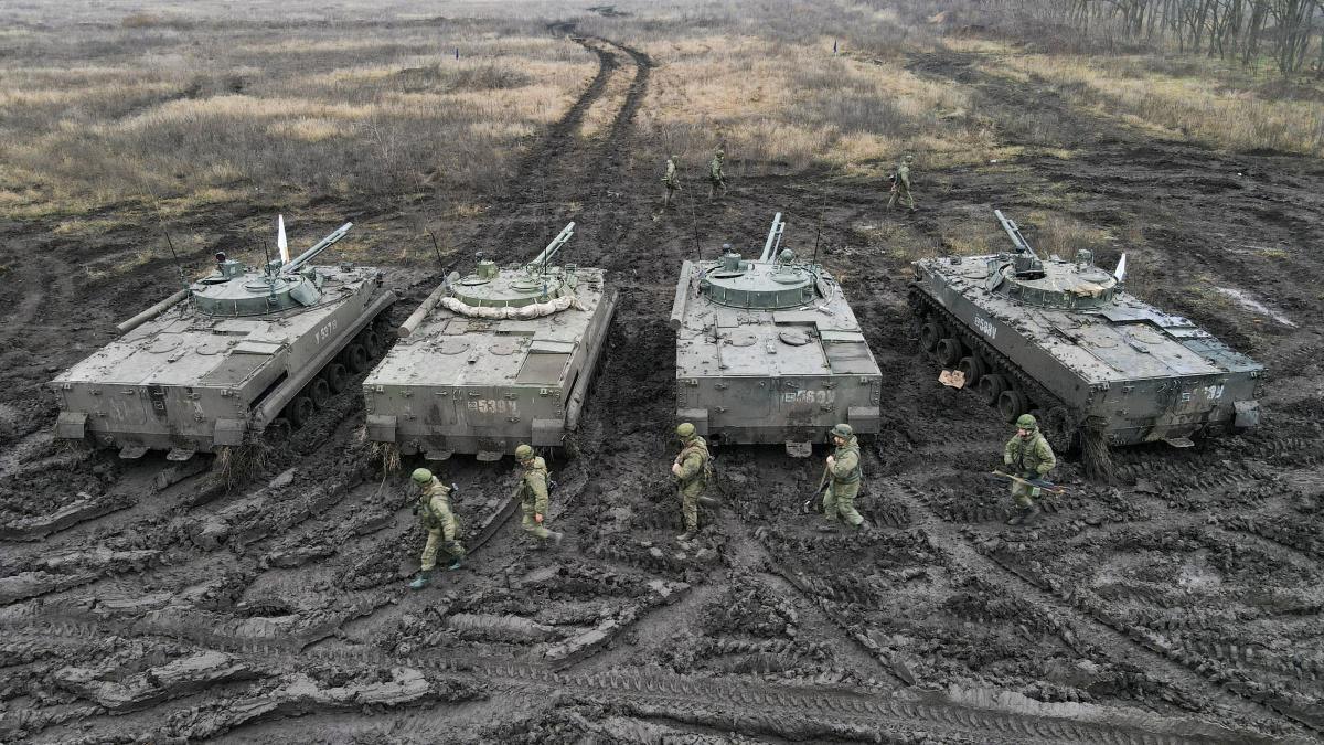 كيف توضح رويترز الاضطرابات الروسية على طول الحدود الأوكرانية