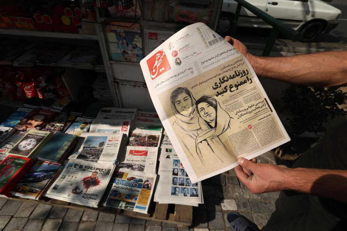 صحافيون إيرانيون ينتقدون توقيف زملاء لهم على خلفية الاحتجاجات