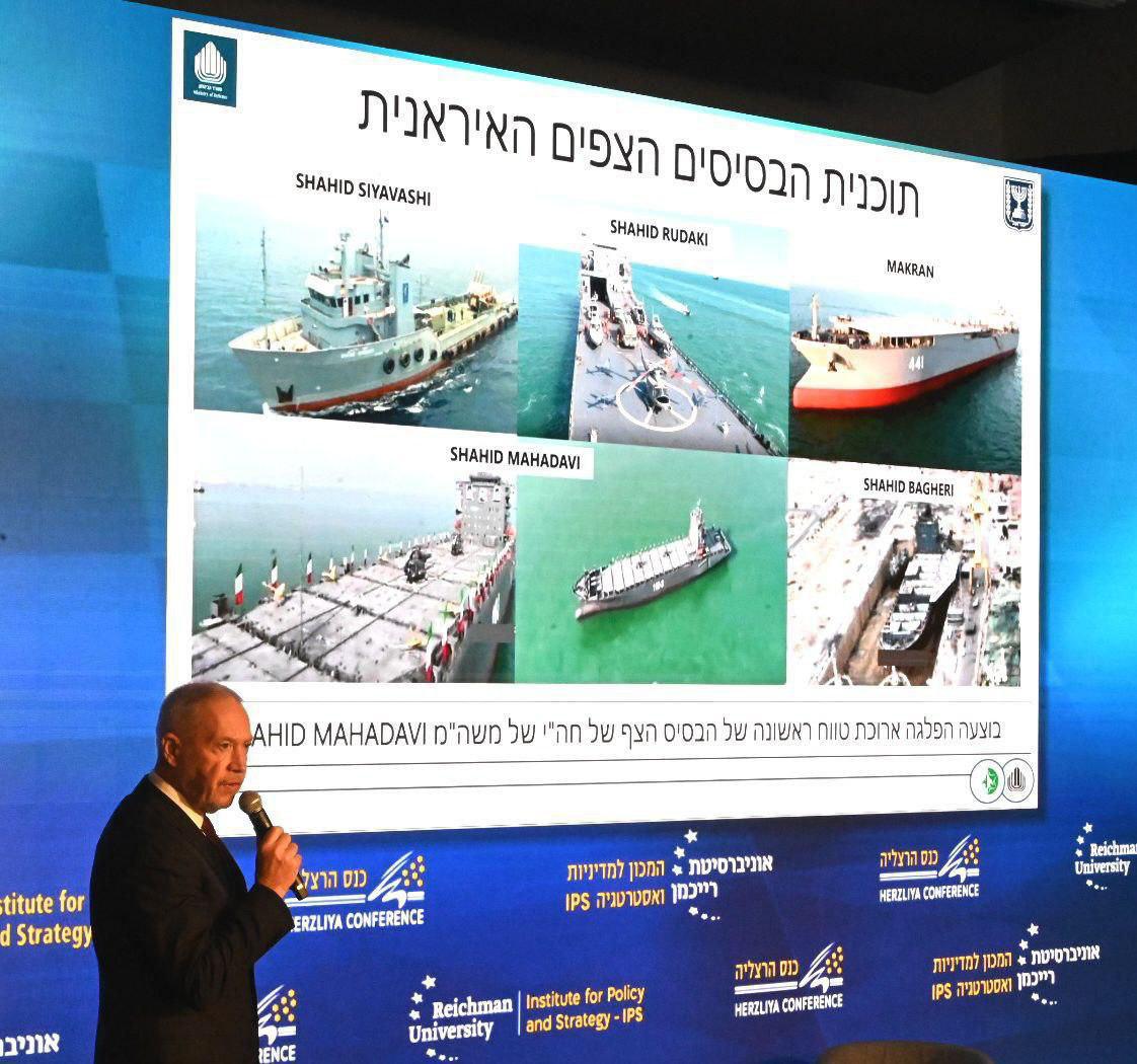 حديث إسرائيلي عن محاولات سلاح البحرية الإيرانية لإنشاء "قواعد عائمة إرهابية"