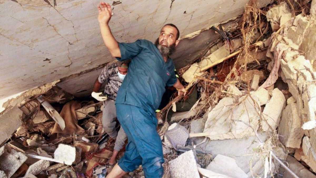 جثث قتلى الكوارث الطبيعية لا تمثل خطرًا على الصحة جثث قتلى الكوارث الطبيعية لا تمثل خطرًا على الصحة