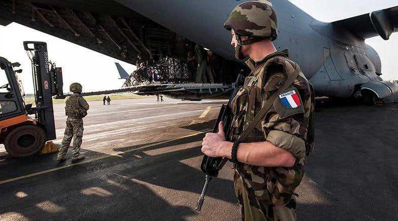 القوات الفرنسية تبدأ الانسحاب من النيجر "هذا الاسبوع"