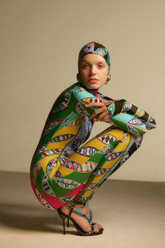عن الخطوة الجريئة وراء غلاف مجلة Vogue Polska الذي تم إنشاؤه بواسطة الذكاء الاصطناعي عن الخطوة الجريئة وراء غلاف مجلة Vogue Polska الذي تم إنشاؤه بواسطة الذكاء الاصطناعي