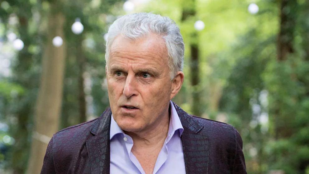 الحكم بالسجن لسنوات طويلة لقتلة الصحفي بيتر دي فريس الحكم بالسجن لسنوات طويلة لقتلة الصحفي بيتر دي فريس