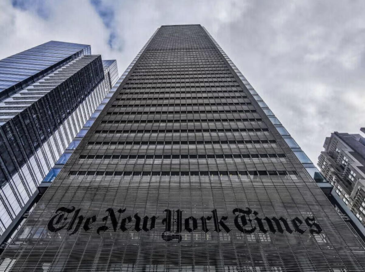 ما يقرب من ثلث مشتركي نيويورك تايمز لا يدفعون مقابل منتجاتها الإخبارية ما يقرب من ثلث مشتركي نيويورك تايمز لا يدفعون مقابل منتجاتها الإخبارية