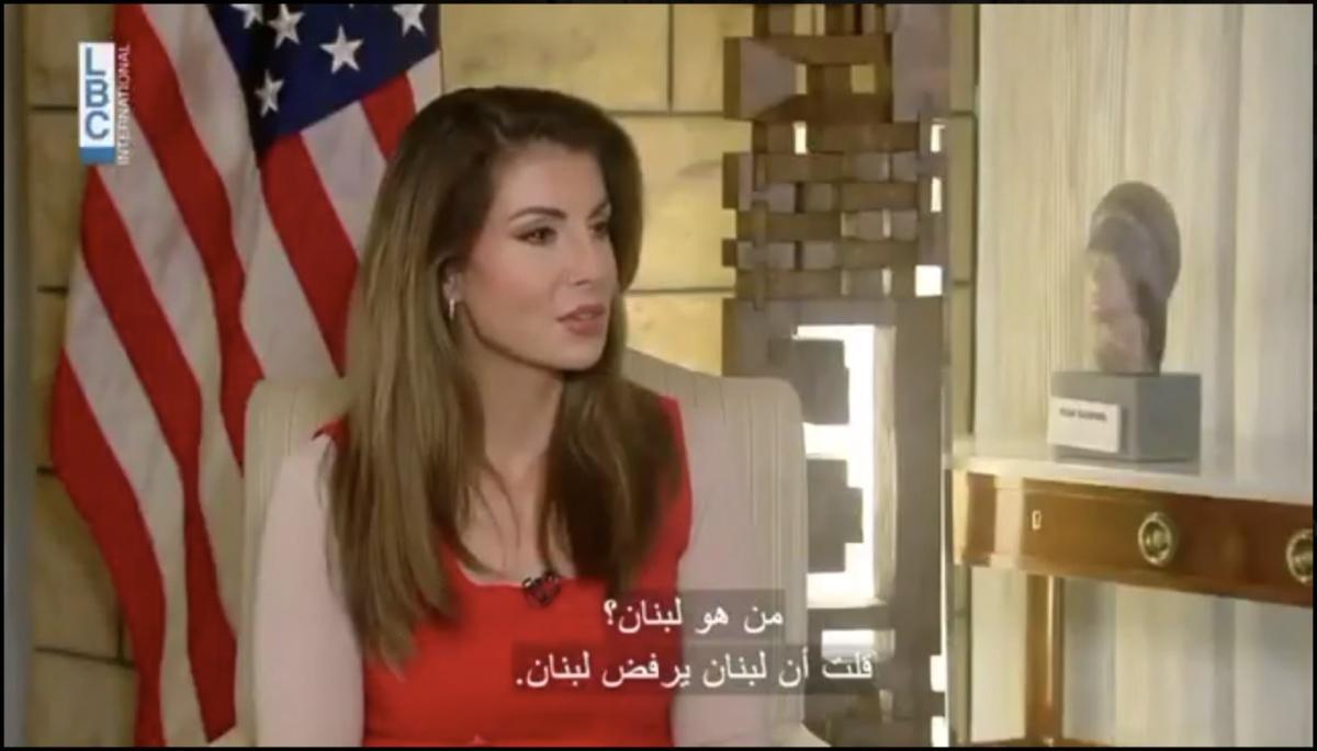 عندما يواجه الصحفي محاوره: دروس من الميدان في عصر المعلومات المفتوحة