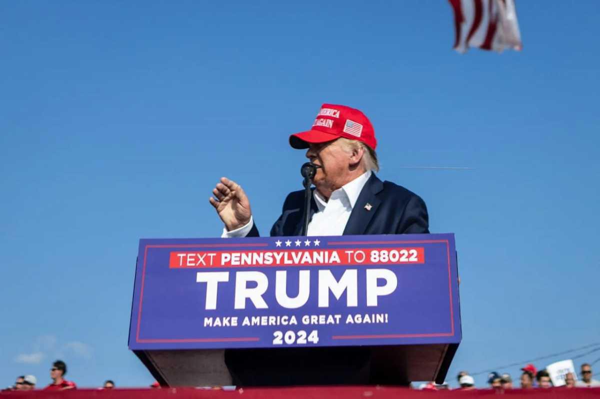 فوز مصور "نيويورك تايمز" بجائزة بوليتزر عن صورة محاولة اغتيال ترامب فوز مصور "نيويورك تايمز" بجائزة بوليتزر عن صورة محاولة اغتيال ترامب