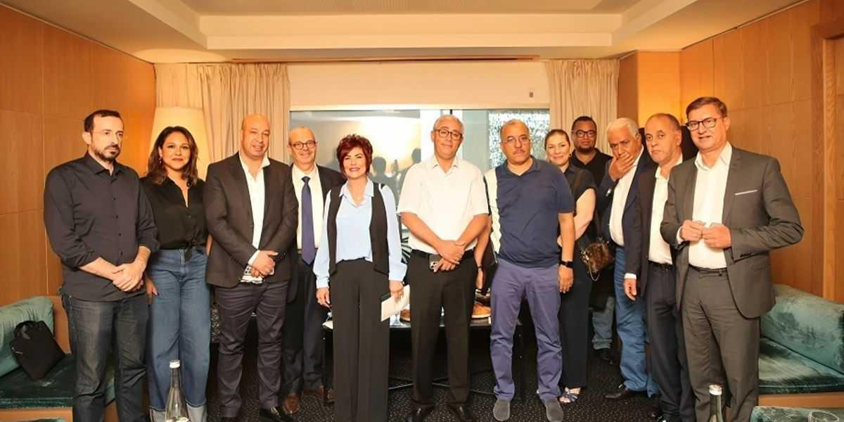 الجمعية الوطنية للإعلاميين والناشرين تندد بمضامين مقالات "لوموند" بشأن العاهل المغربي وتصفها بالتحامل وغياب المهنية الجمعية الوطنية للإعلاميين والناشرين تندد بمضامين مقالات "لوموند" بشأن العاهل المغربي وتصفها بالتحامل وغياب المهنية