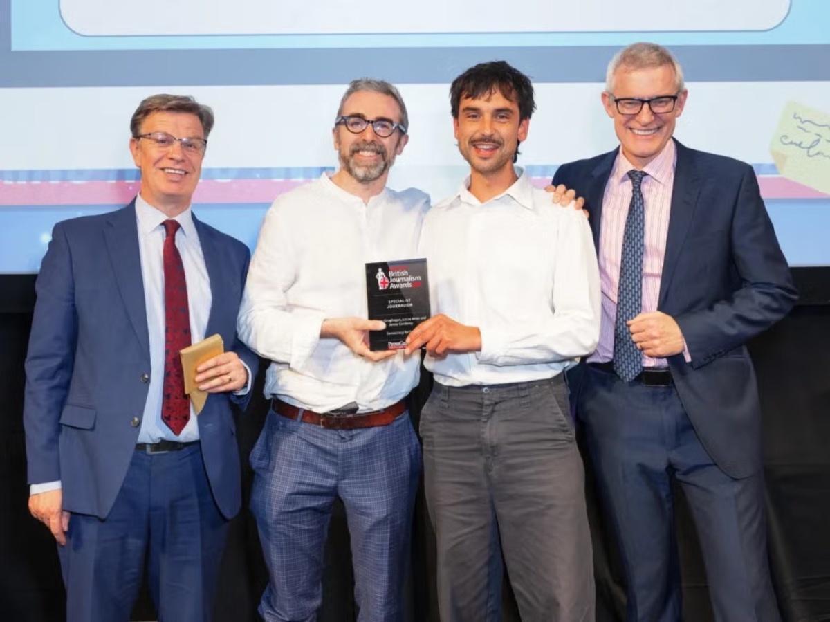 ديمقراطية للبيع: نموذج تحقيقات يزدهر بلا جدار دفع ديمقراطية للبيع: نموذج تحقيقات يزدهر بلا جدار دفع