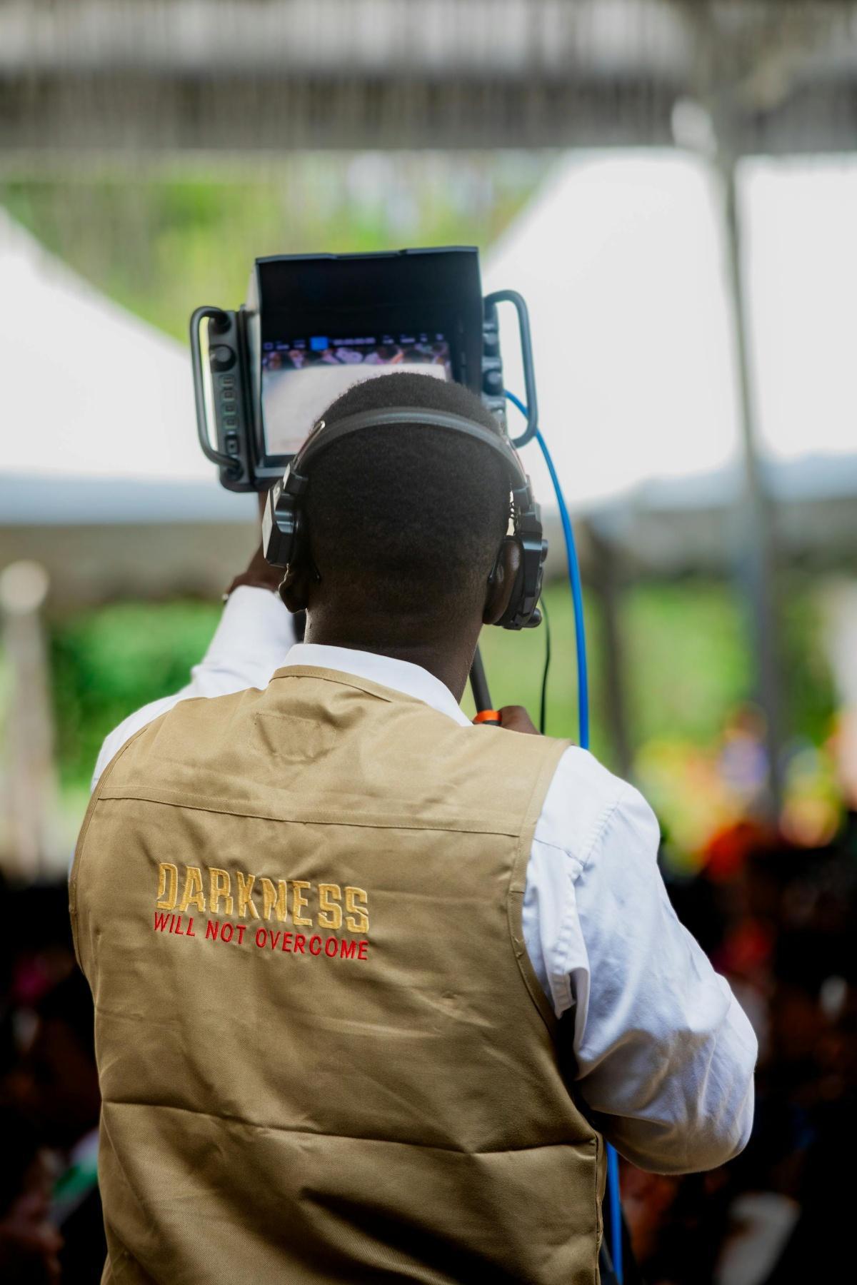 تحديات الإعلام الأفريقي بين انكماش الإيرادات وتحولات «الصحافة 2.0» تحديات الإعلام الأفريقي بين انكماش الإيرادات وتحولات «الصحافة 2.0»