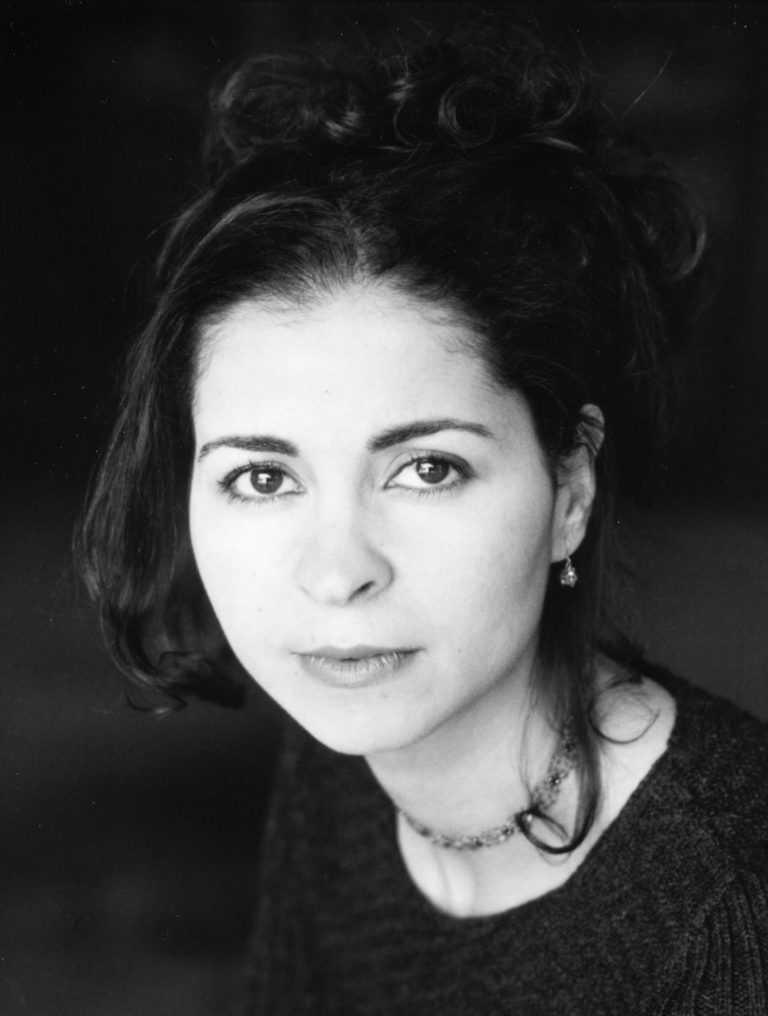 "فندق الأحلام": رواية من ليلى العلمي تستشرف مستقبل المراقبة الرقمية