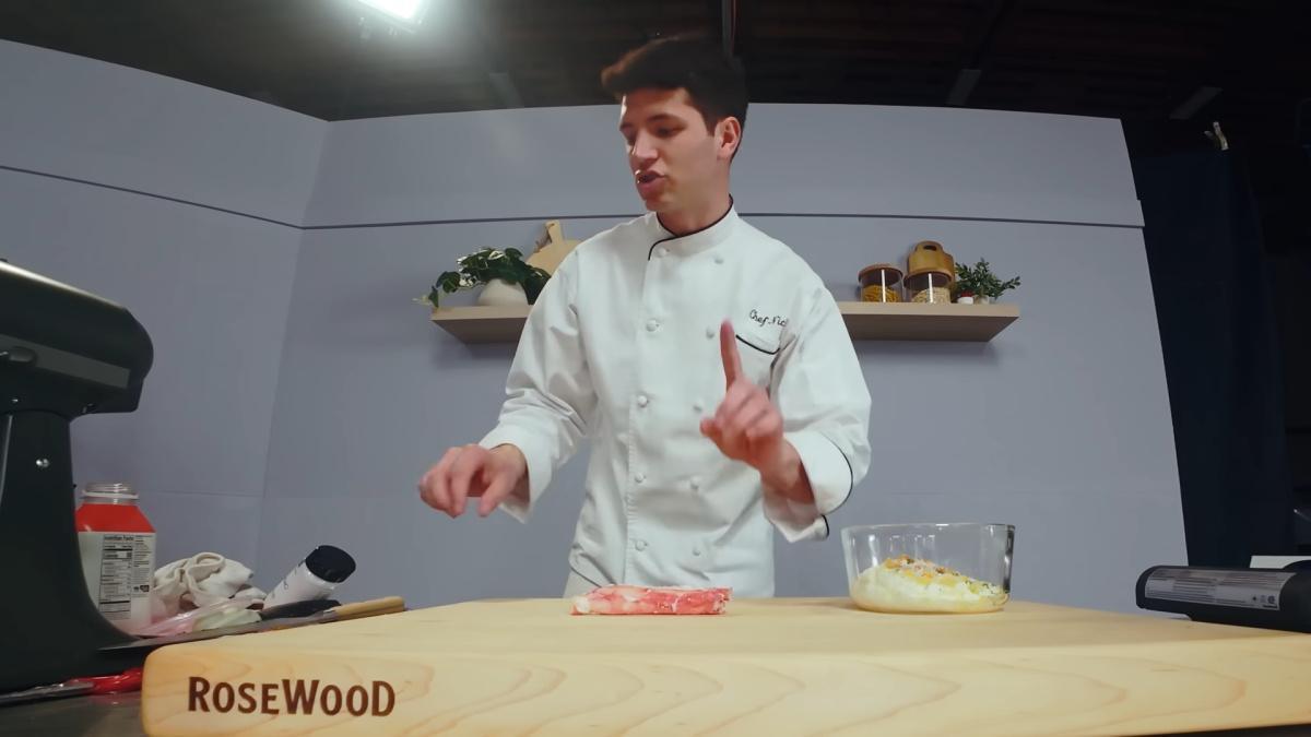 ‎مسيرة نيك ديجيوفاني من الشهرة إلى المسؤولية