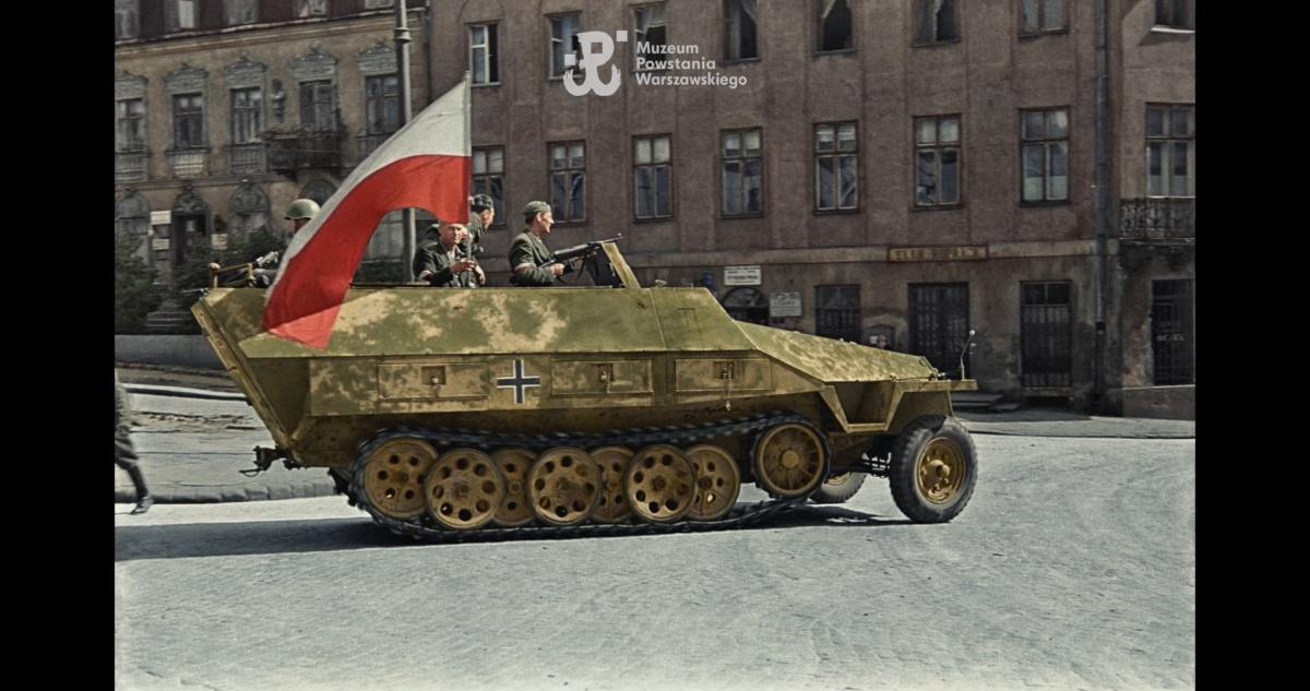 لون جديد لذاكرة انتفاضة وارسو 1944