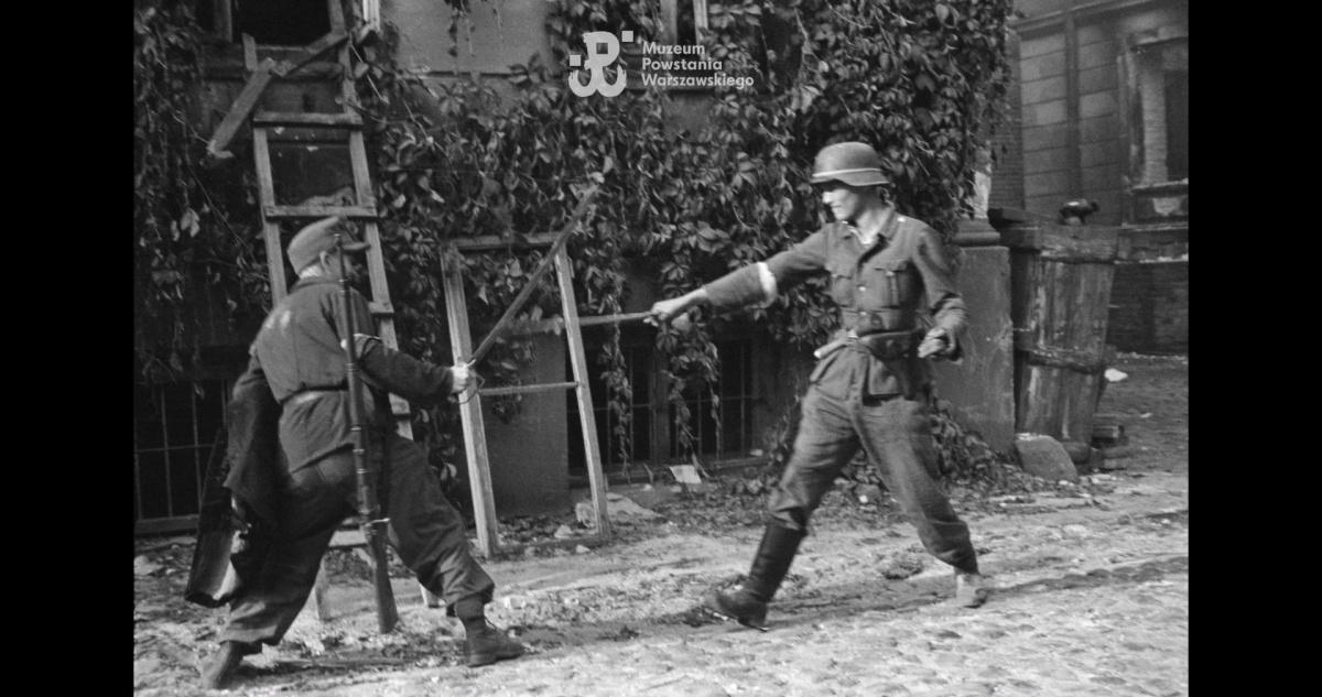 لون جديد لذاكرة انتفاضة وارسو 1944